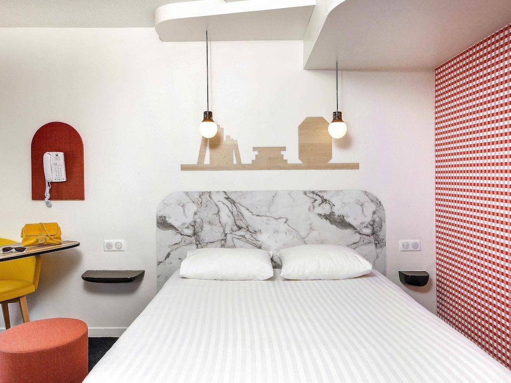 Family Suite, 1 Double and 3 Single Beds