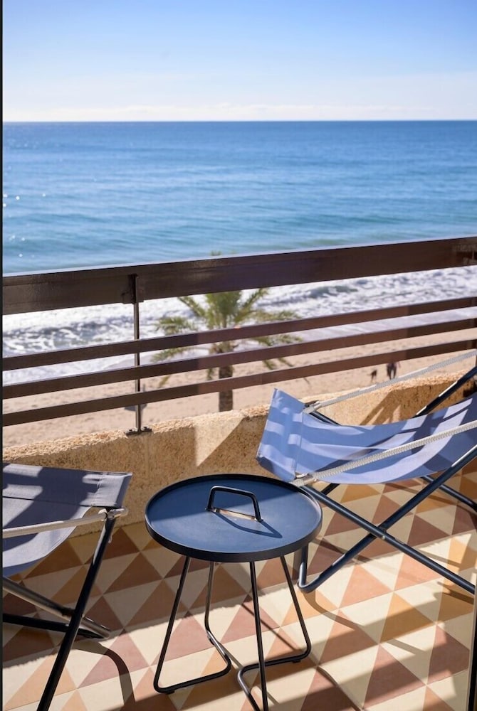 Akquaaa Boutique Hotel 43/48