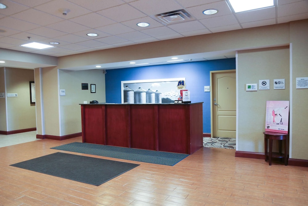 Hampton Inn Morehead 6/53