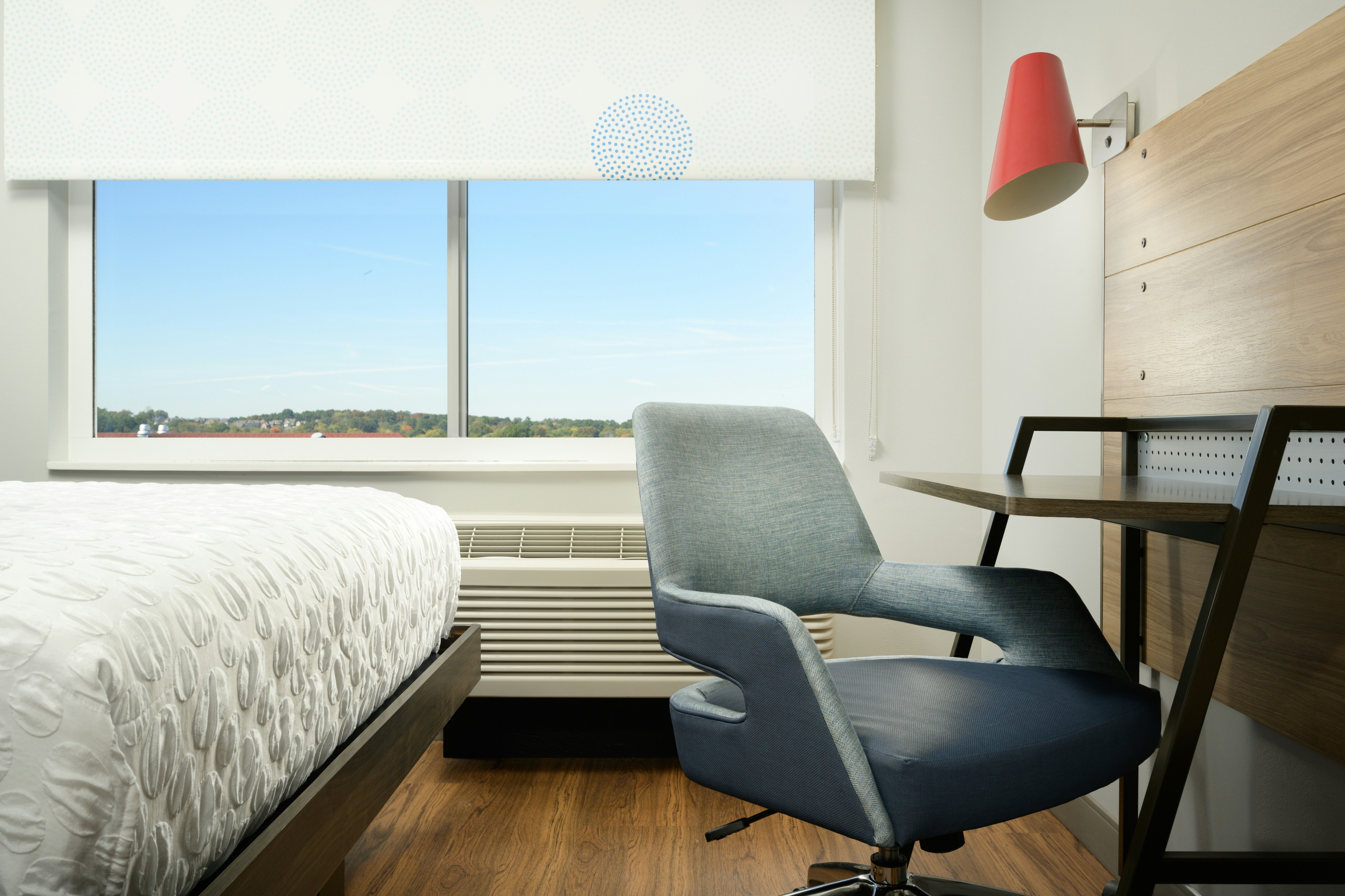 ROOM, KING BED, ACCESSIBLE