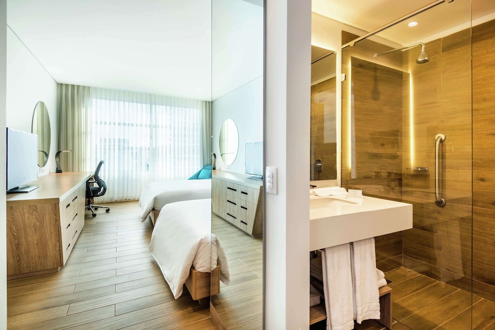 Hilton Garden Inn Santa Marta 24/66