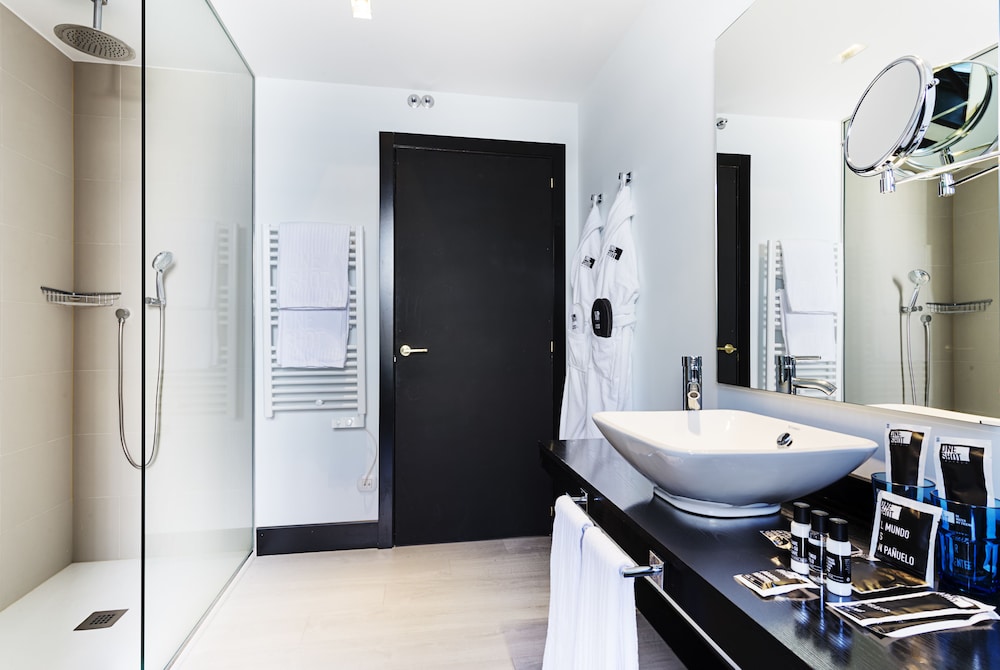 Hotel One Shot Luchana 22 (Ex Innside Madrid) 72/73