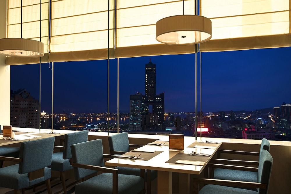Hotel Cozzi Zhongshan Kaohsiung 44/56