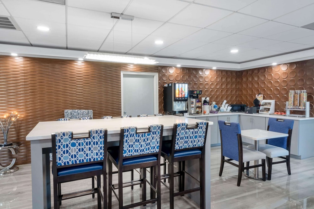 Wingate by Wyndham Horn Lake Southaven 17/25