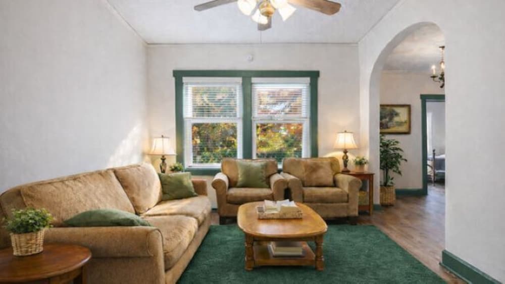 Victoria Resort and Bed & Breakfast 40/57