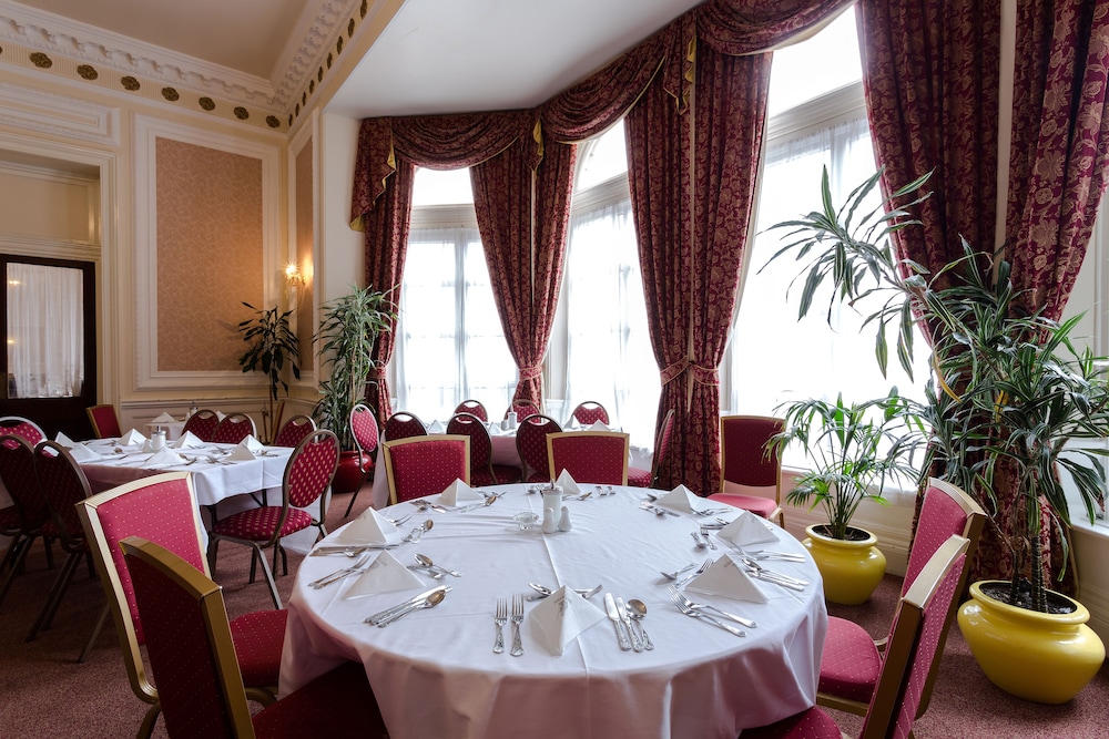 Grand Burstin Hotel Folkestone 46/57