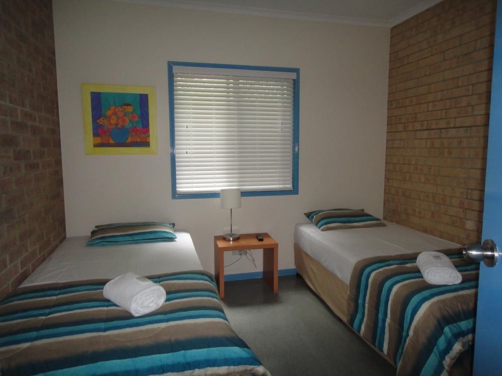 Coolum Budget Accommodation 23/34