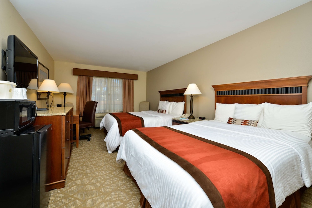 Best Western Denver Southwest 16/61