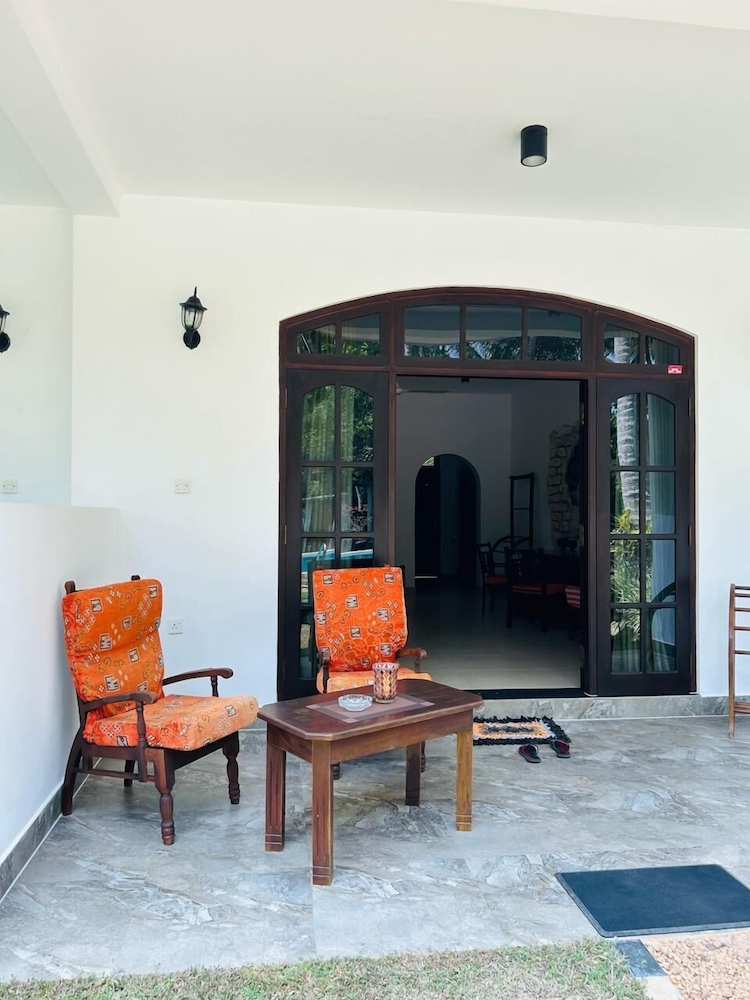 Traum Villa Bentota 18/50