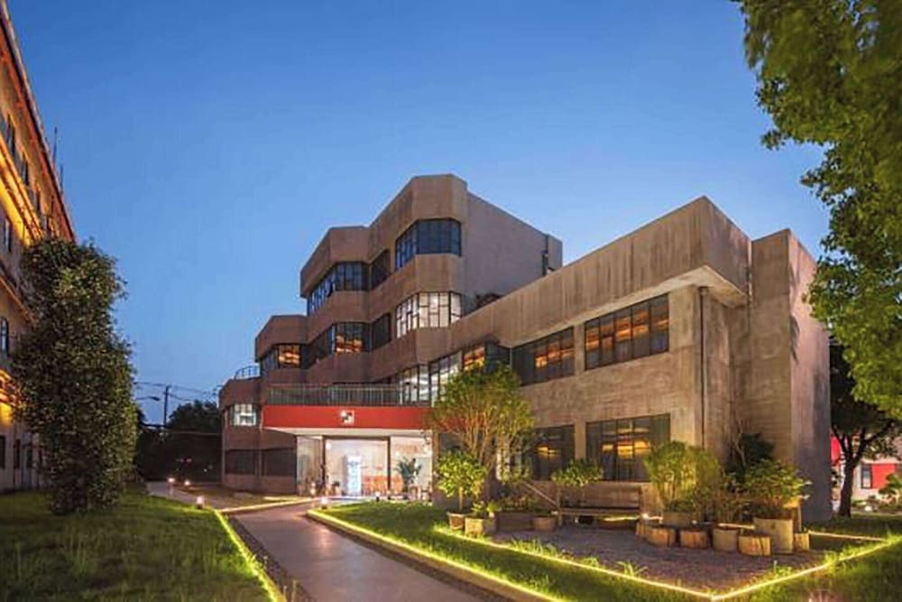 Ramada Encore by Wyndham Shanghai Pudong Airport 10/61