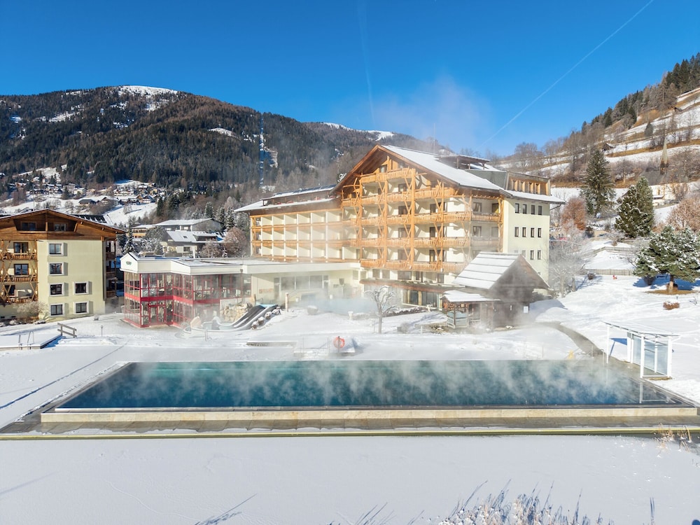 Thermenwelt Hotel Pulverer 3/50
