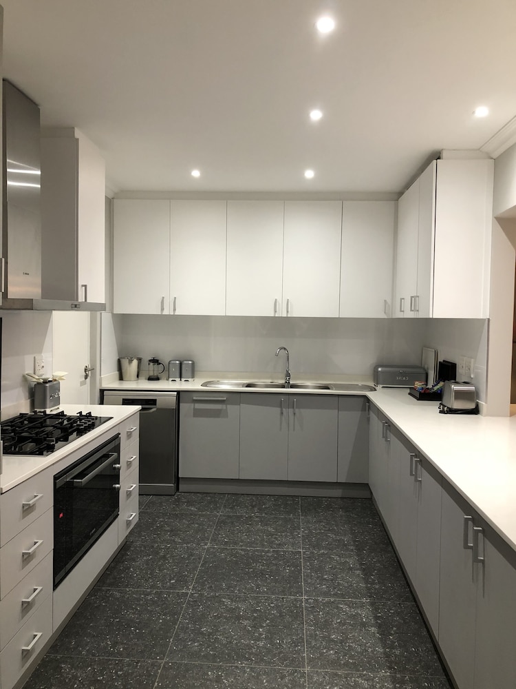 Romney Park All Suite Hotel And Spa 33/74