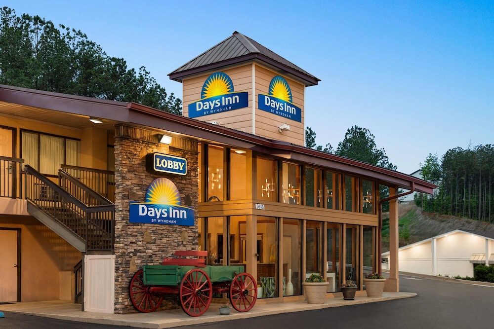 Days Inn By Wyndham Cartersville 4/44