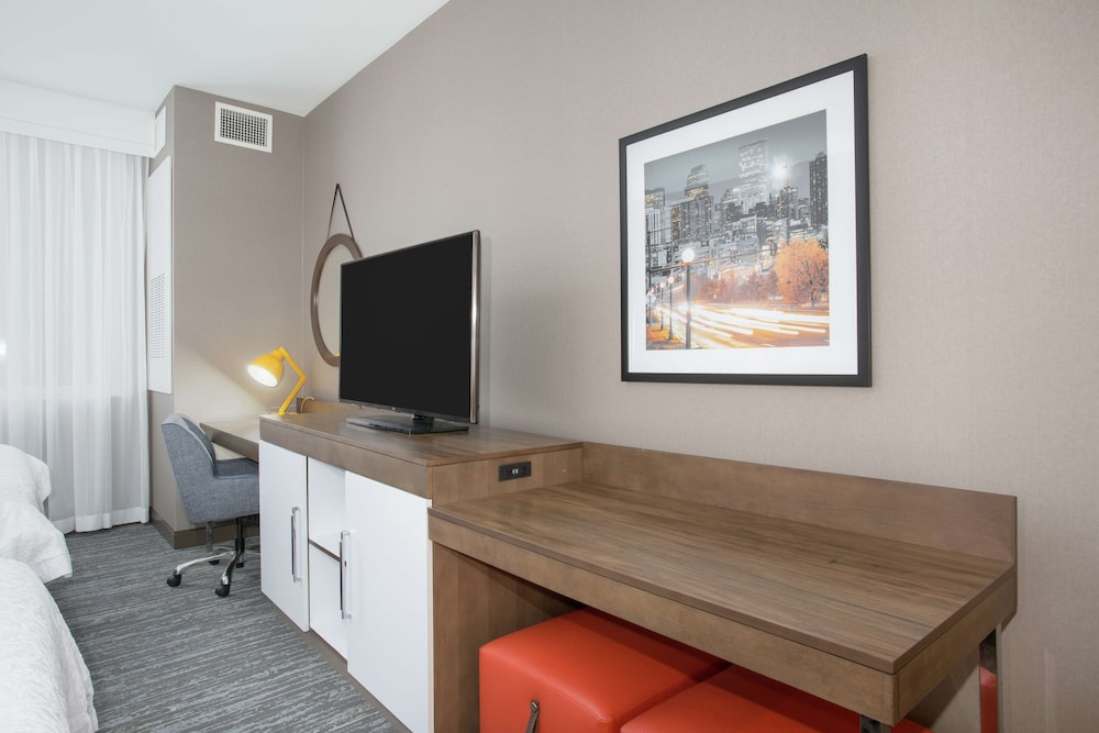 Hampton Inn Suites Denver Downtown 45/46