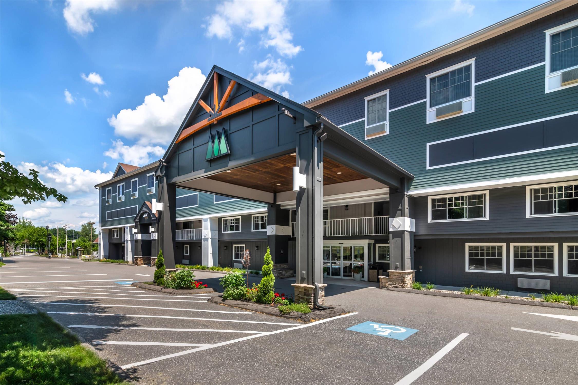 Maine Evergreen Hotel Ascend Hotel Collection 33/33
