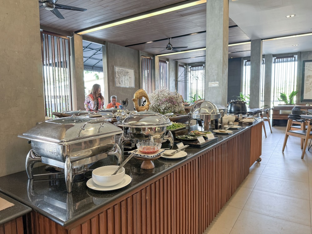 Amphawa Na Non Hotel & Spa 50/57