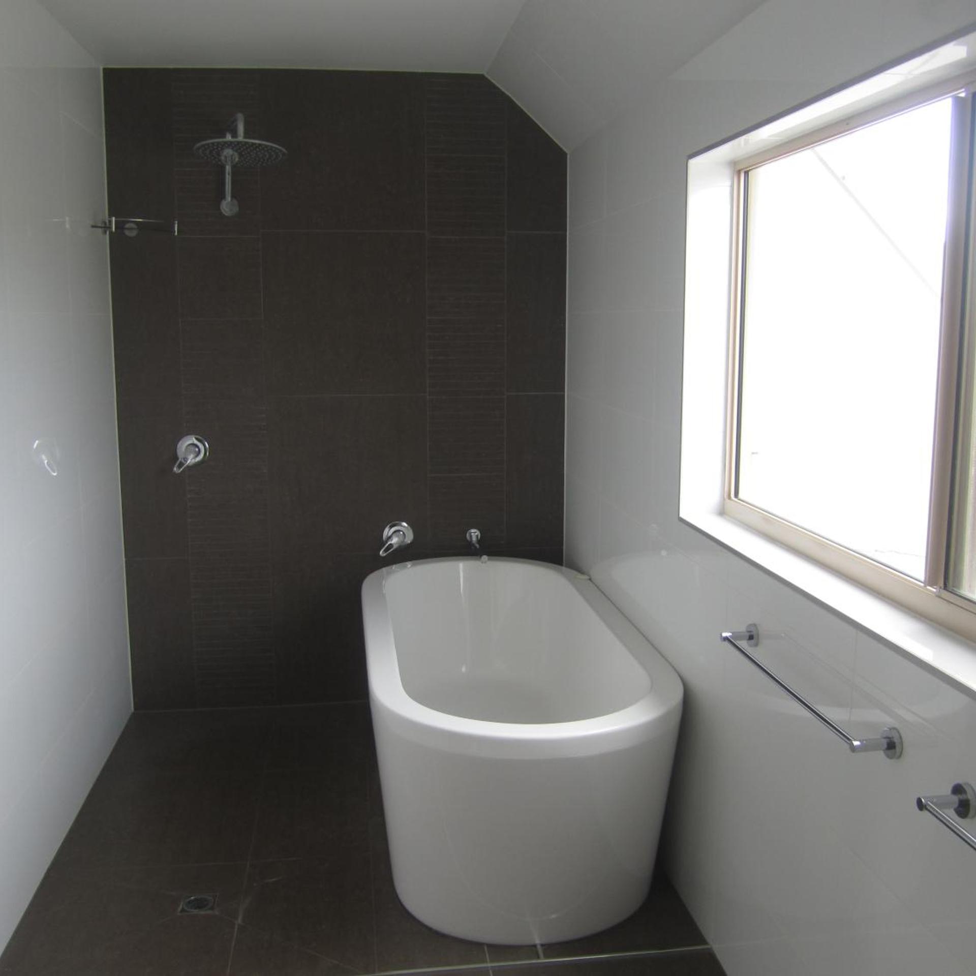 3 Bedrooms, Apartment, Beach Front