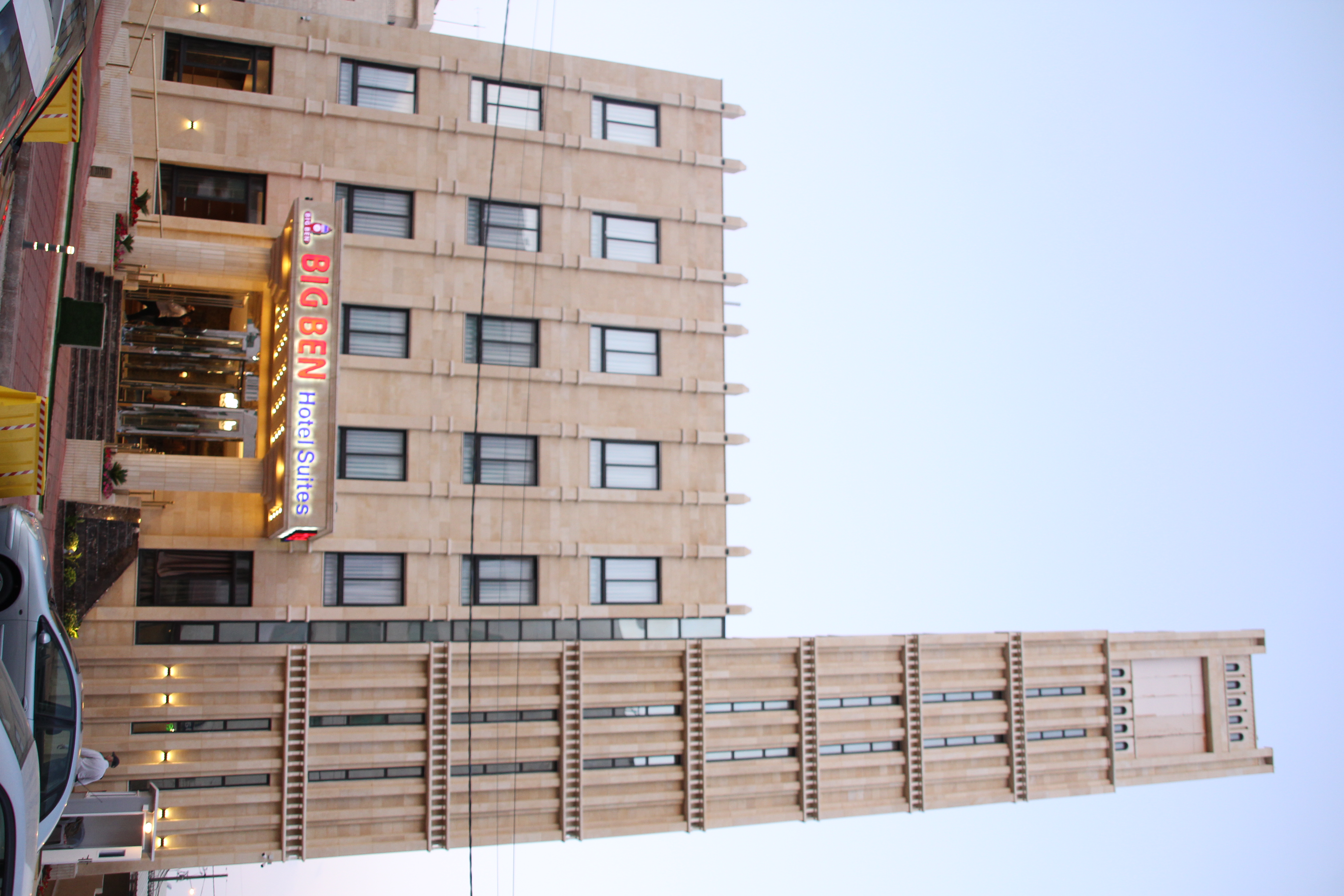 Big Ben Hotel Suites 5/42