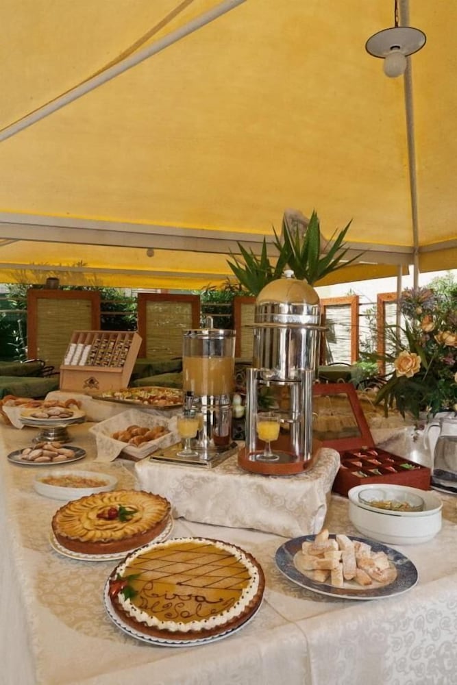 Hotel Riva del Sole 10/50