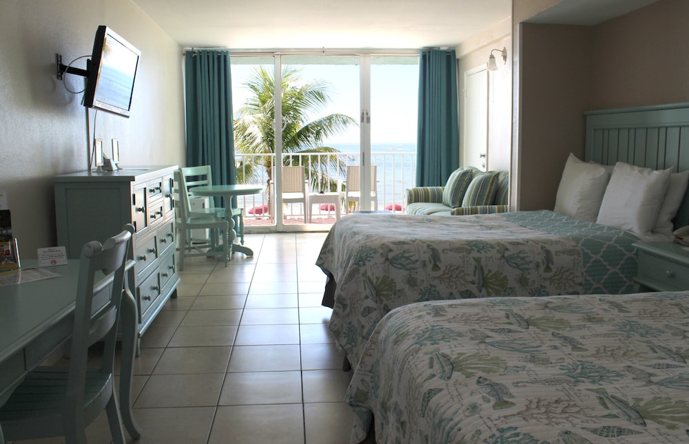 Lani Kai Beachfront 15/50