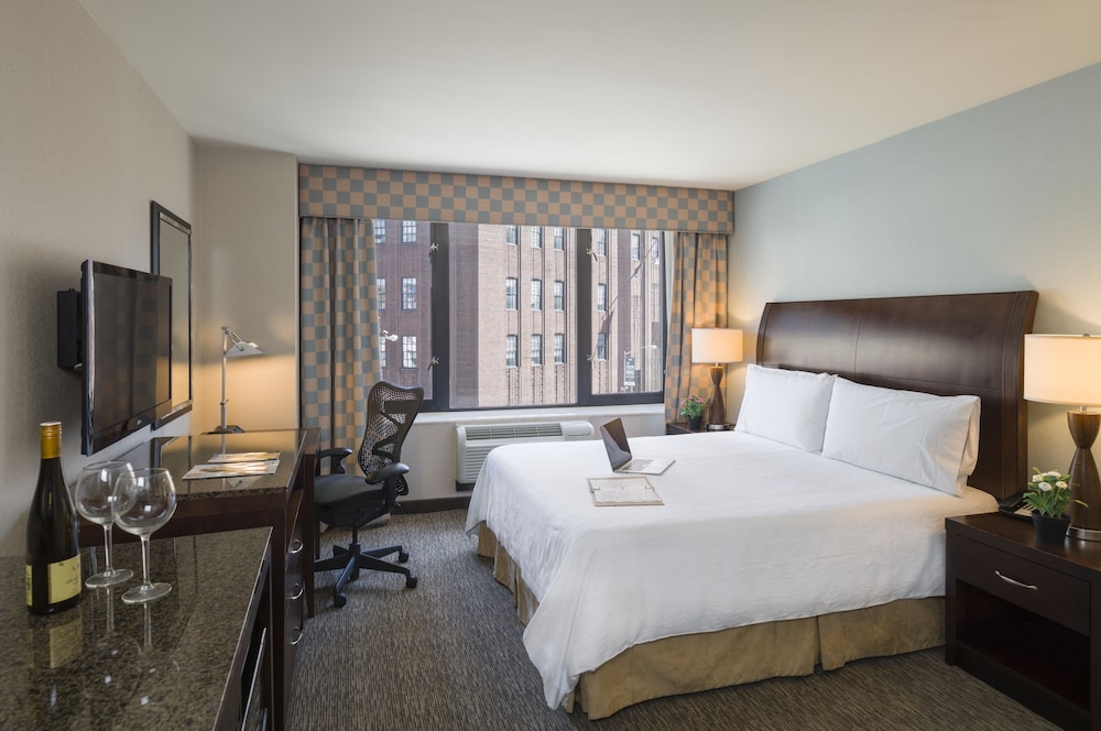 Deluxe, King Bed, Tribeca View