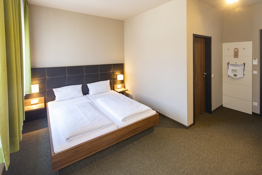RiKu Hotel Memmingen Hallhof 18/50