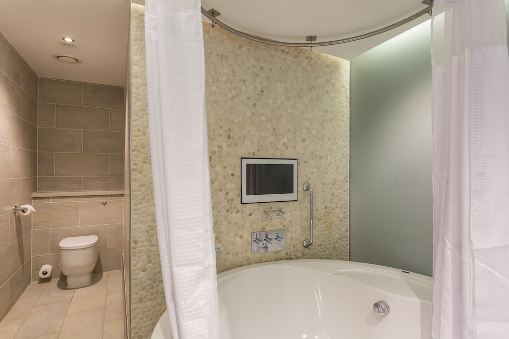 Le Monde Hotel 48/50