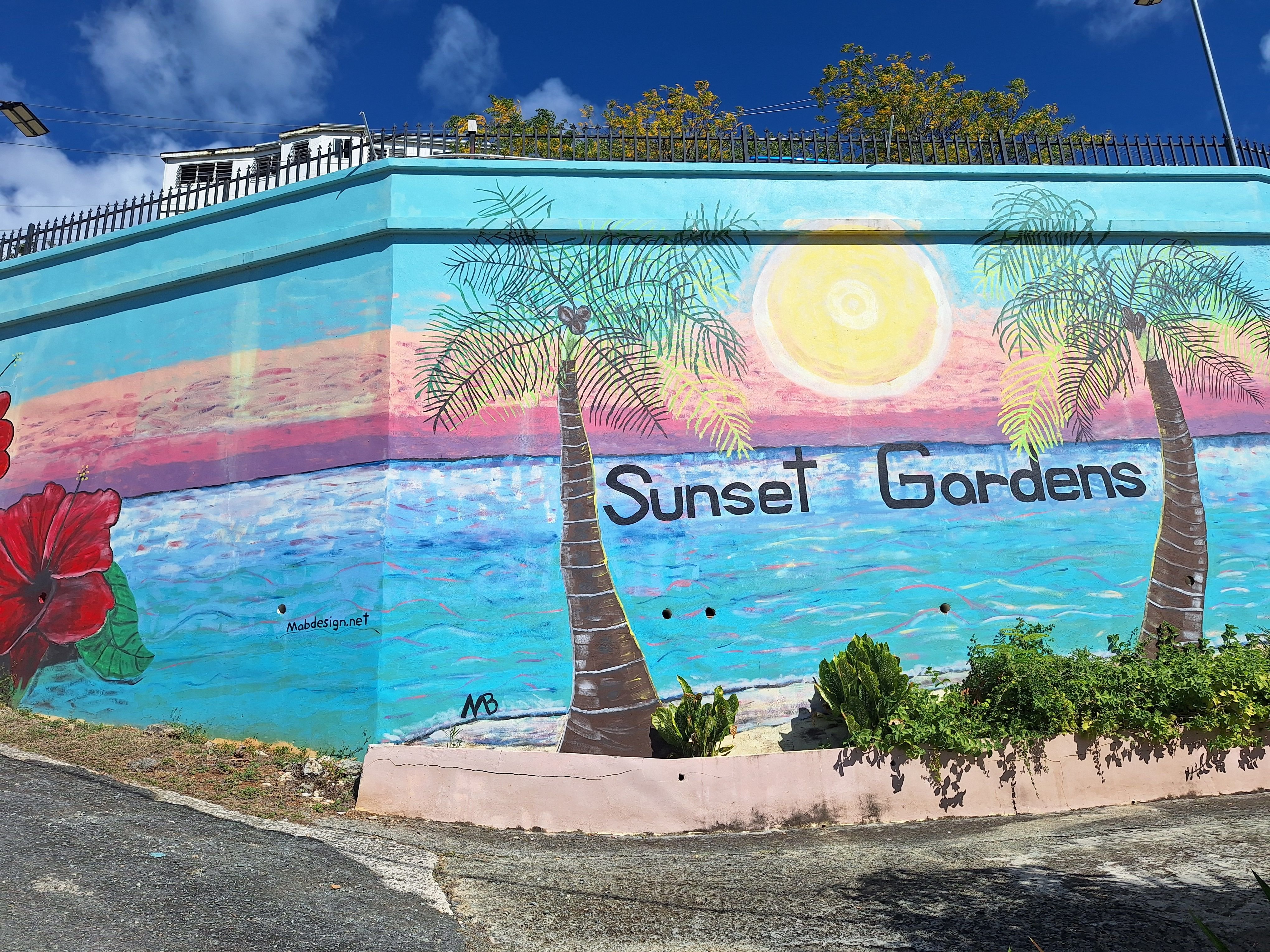 Sunset Gardens 2/58