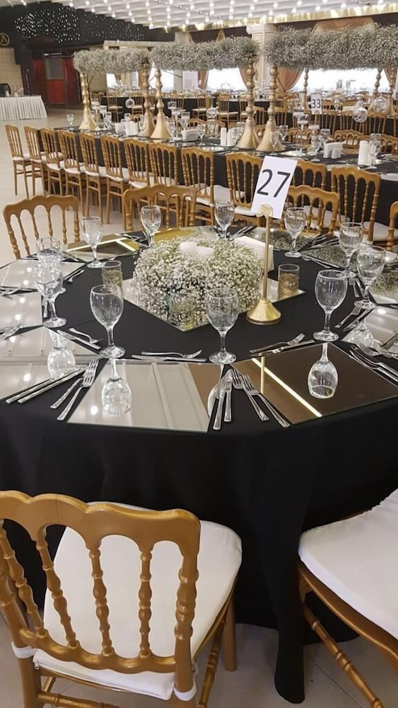 Altintas Otel & Spa 32/50