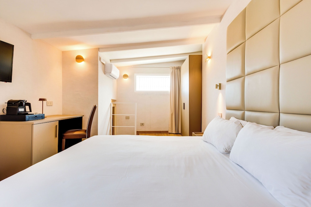 Suite, Panoramic View, Terrace