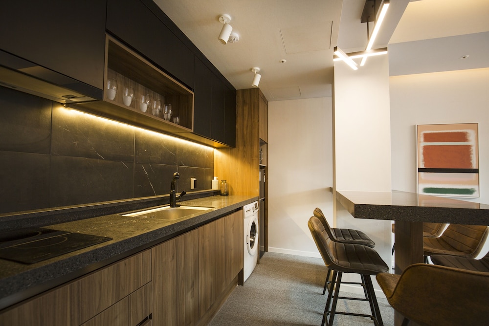 UH Suite The Jongno 35/44