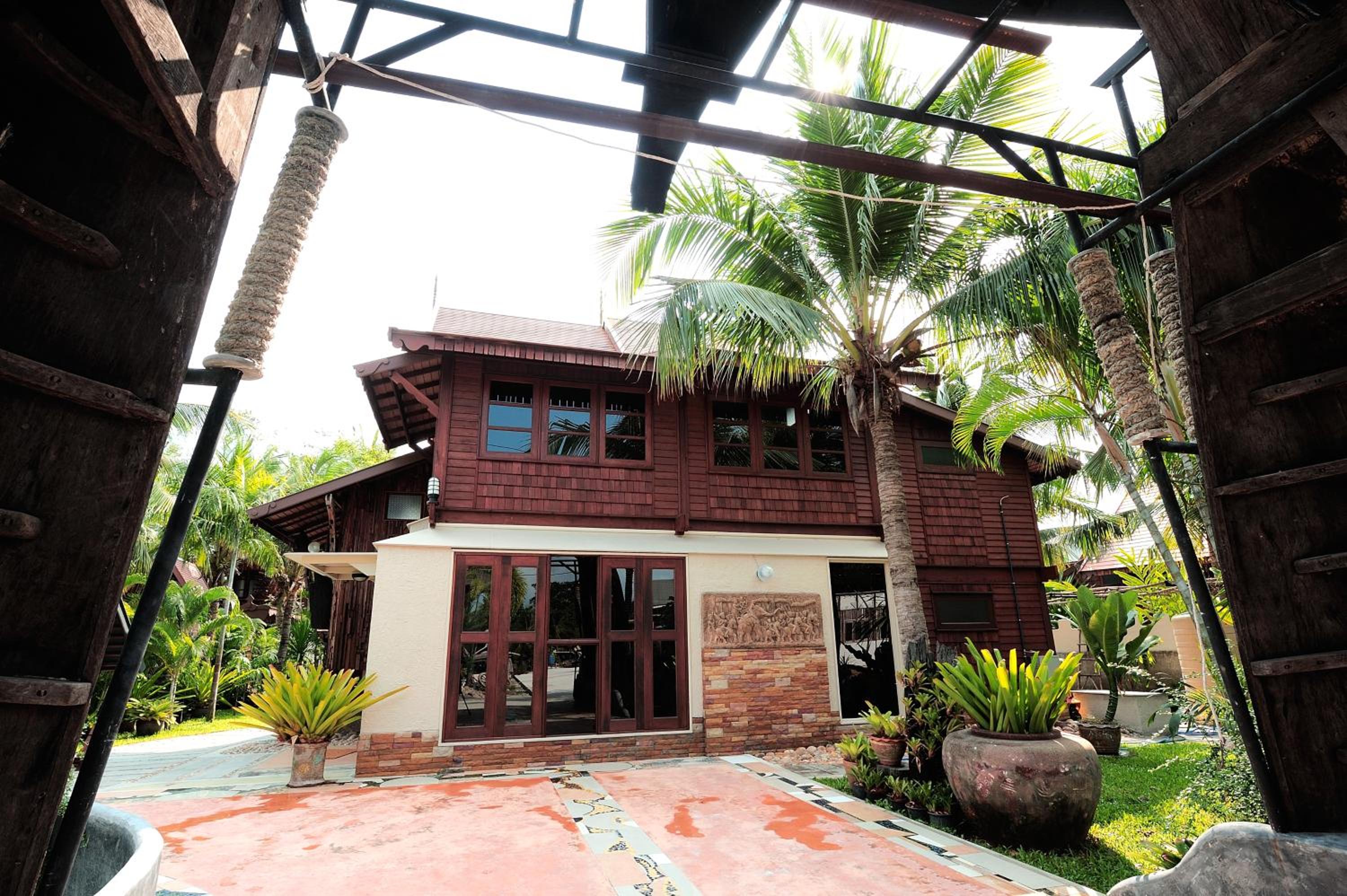 Capital O 1001 Suankaew Art Cottage 2/50