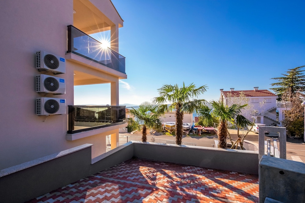 Villa Veronique 2/50