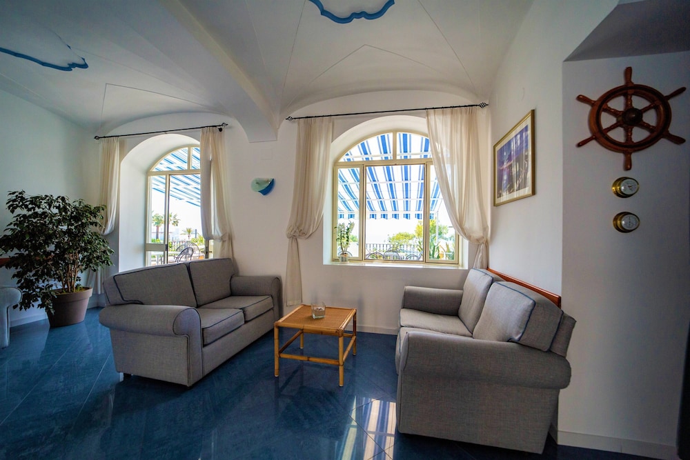Hotel La Mandorla 15/50