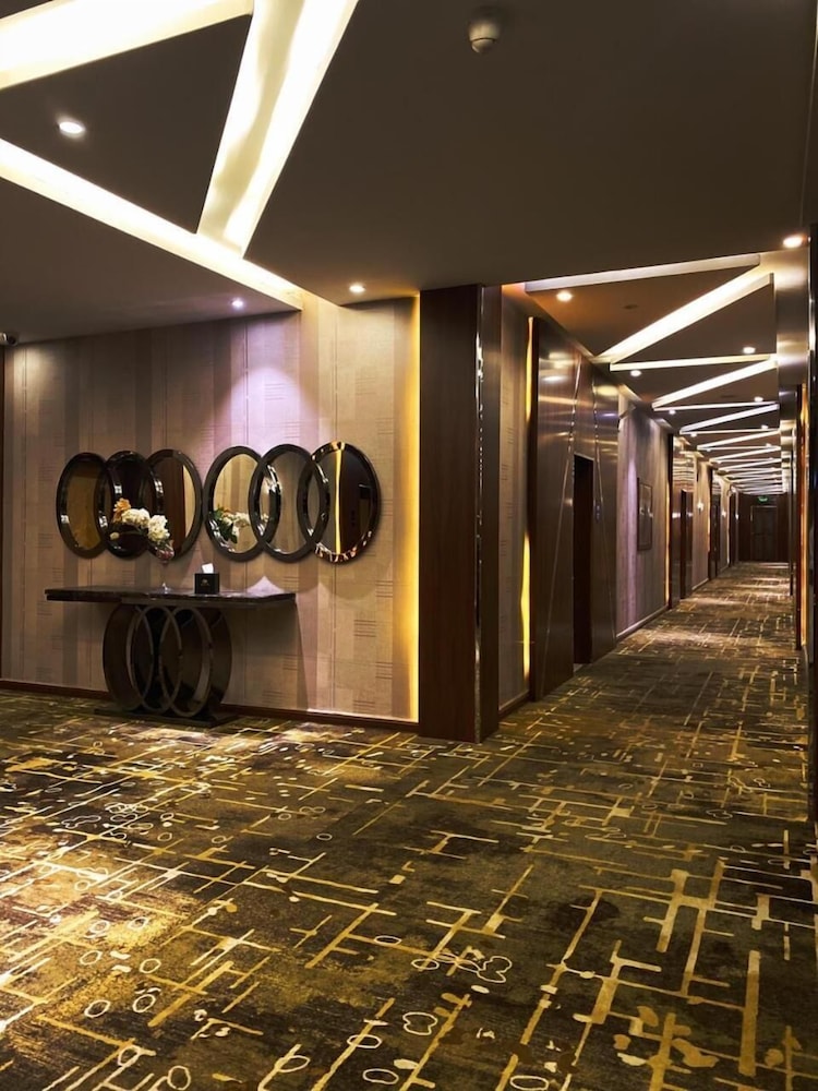 فندق مشارف المدن للأجنحة الفندقية(Msharef Al Moden Suites) 55/55