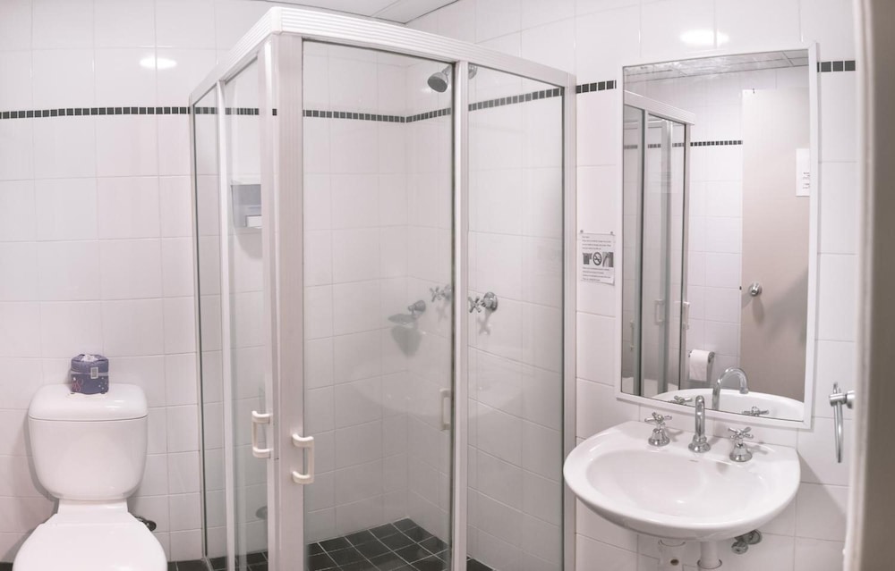 Male Dorm, 2 Beds, Adult Only