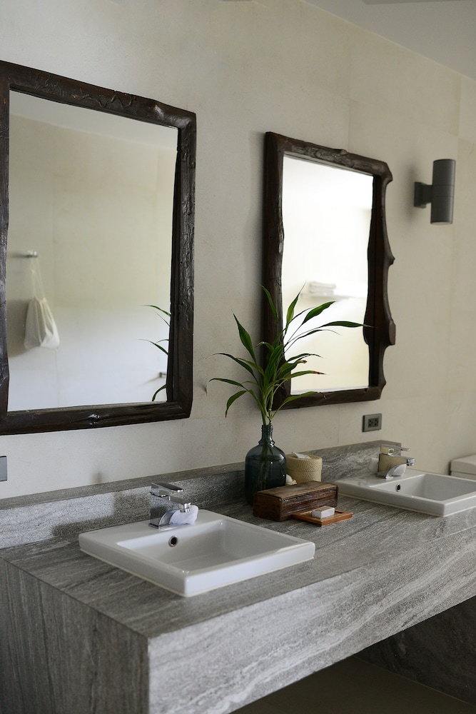 The Cove Phuket 50/50