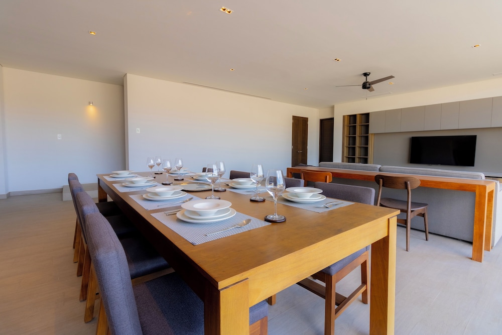 The Paraiso Residences at Marina Cabo 43/55