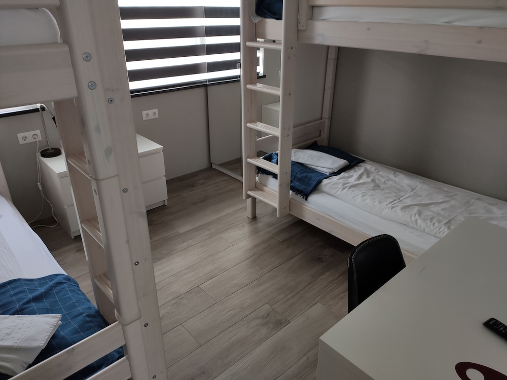 Guesthouse Keflavik 16/52