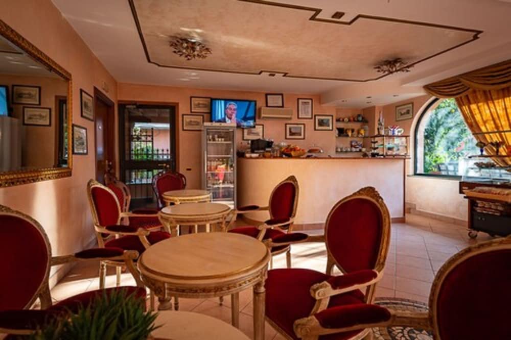 Hotel Louis II 52/66