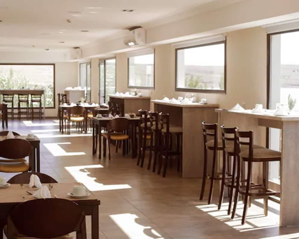 Xelena Hotel and Suites 33/49