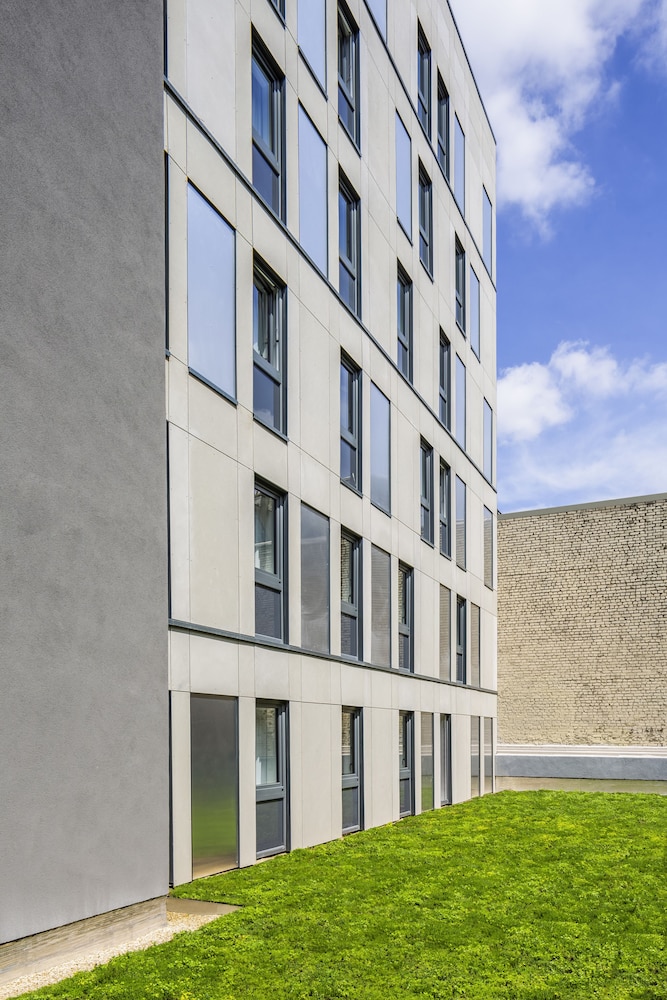 Ibis Budget Paris Clichy Mairie 61/65