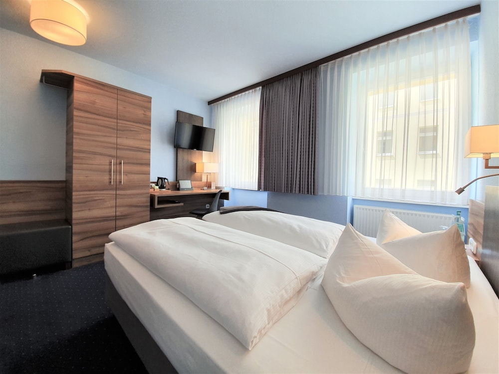Melarose Feng Shui Hotel 19/64