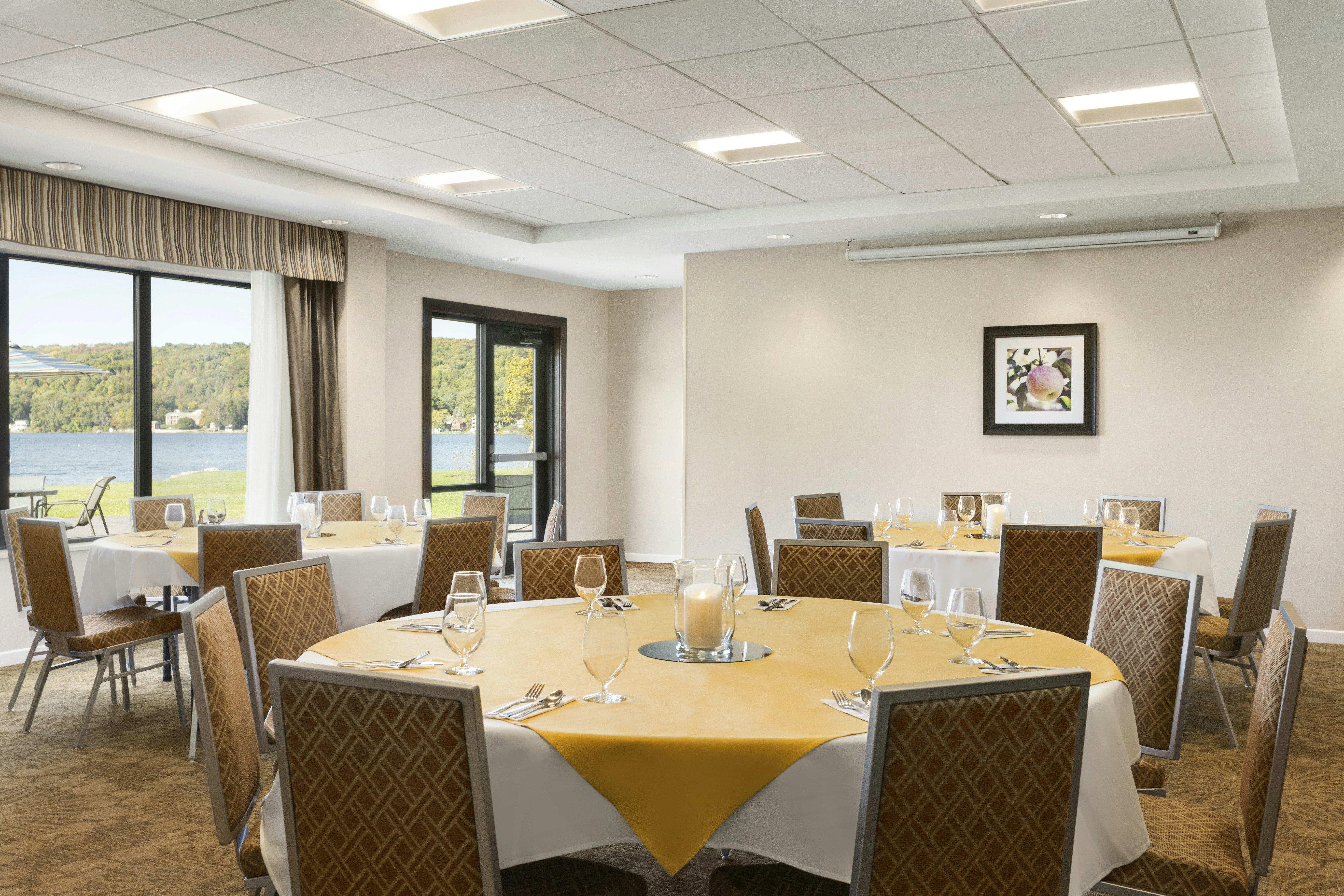 Hampton Inn Penn Yan 35/41