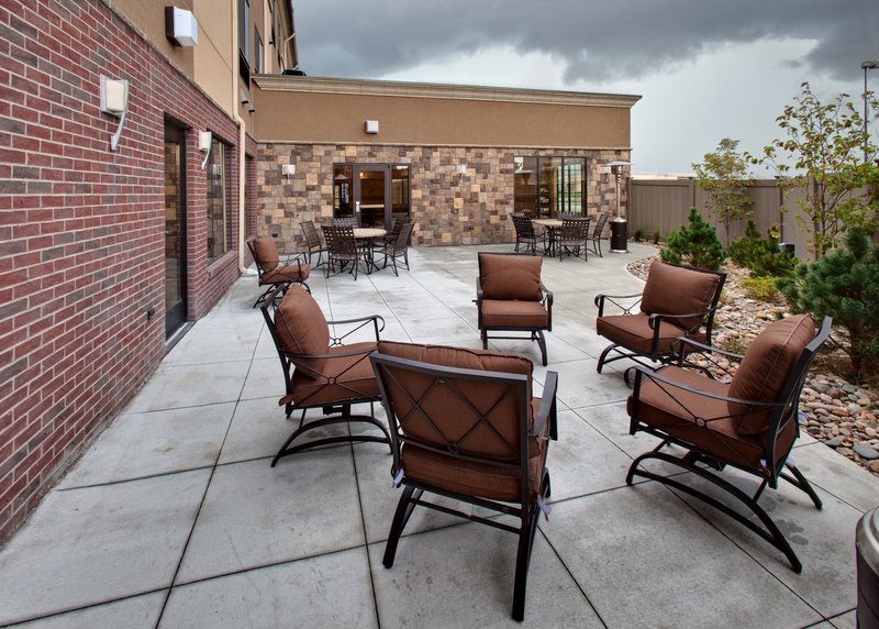 Holiday Inn Express Hotel And Suites Grand Island 42/53