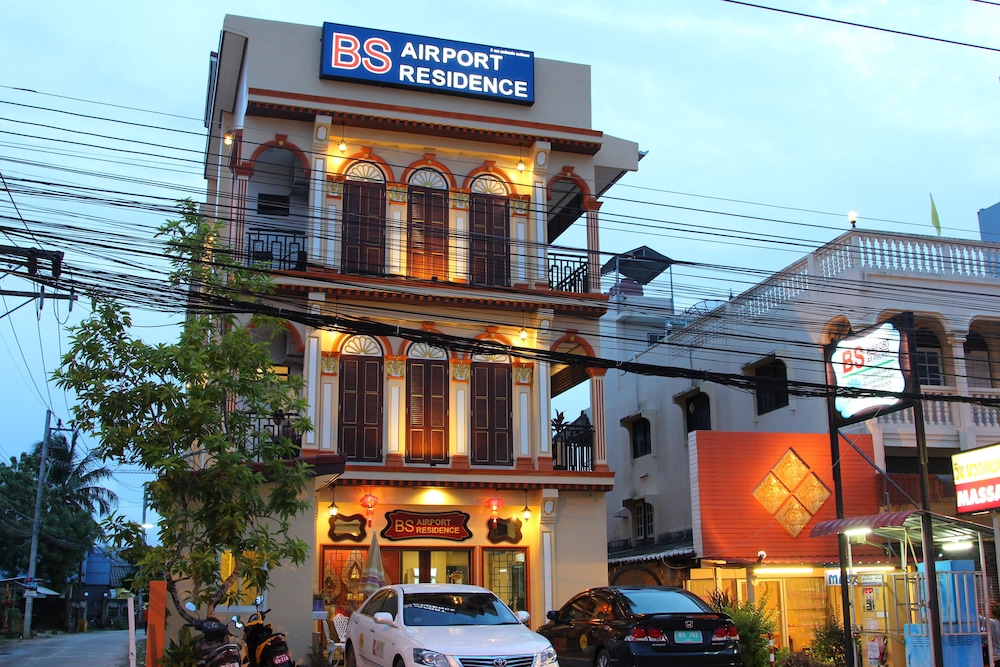 Bs Airport At Phuket 7/78