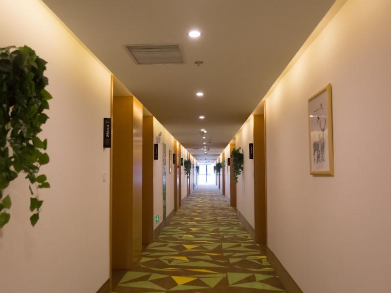 Vatica HeFei Feixi County Southwest Motor City Hotel 26/28