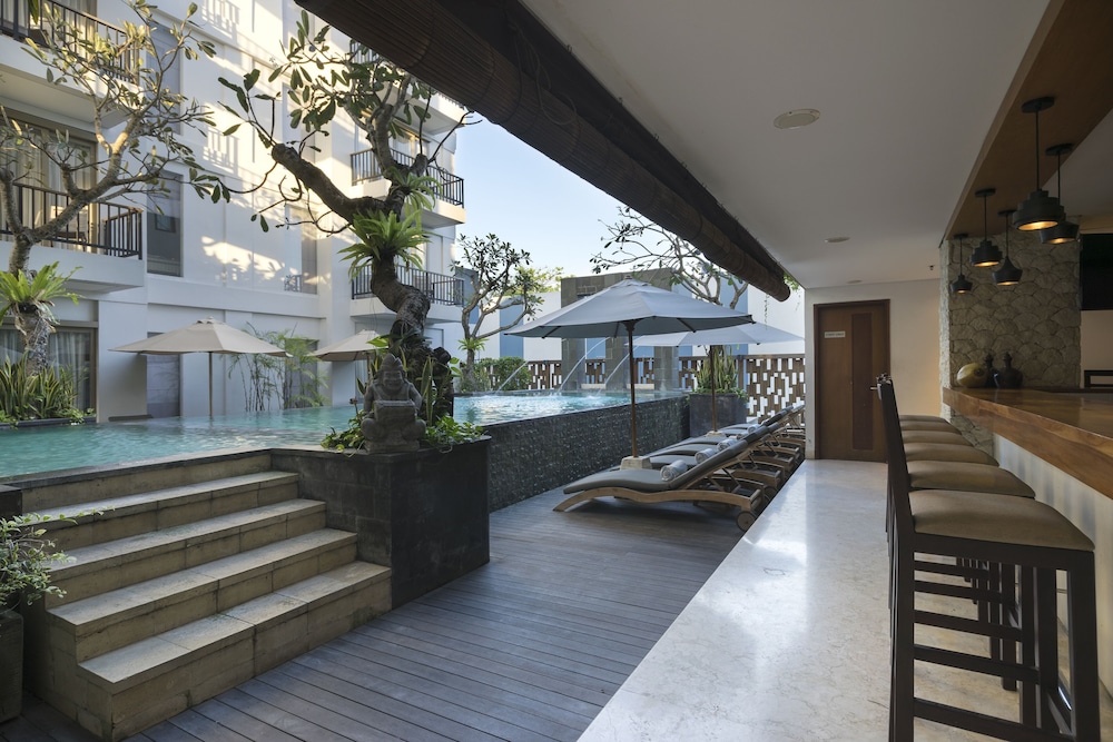 D Primahotel Petitenget Seminyak 2 43/64