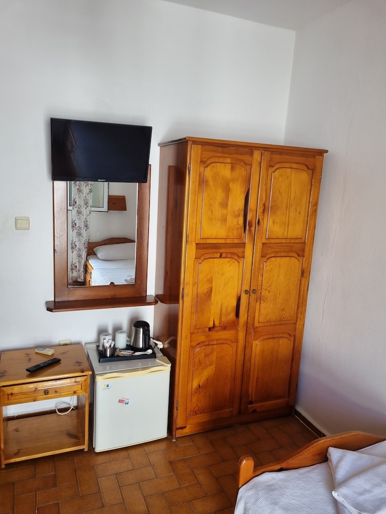 Berg Hotel 4/50