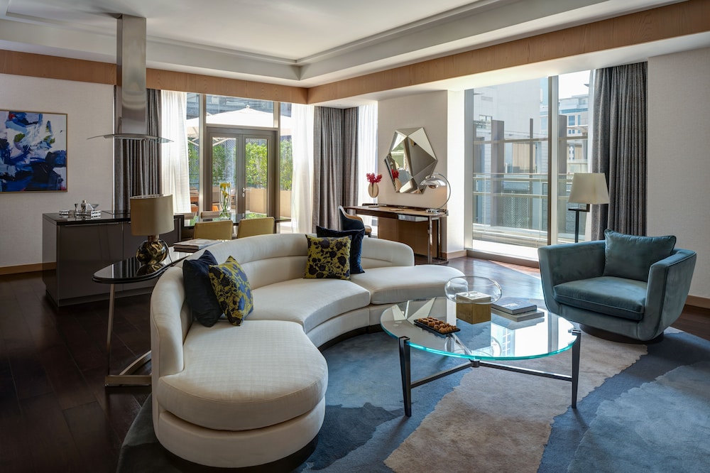 Four Seasons Hotel Dubai International Financial Centre 57/86